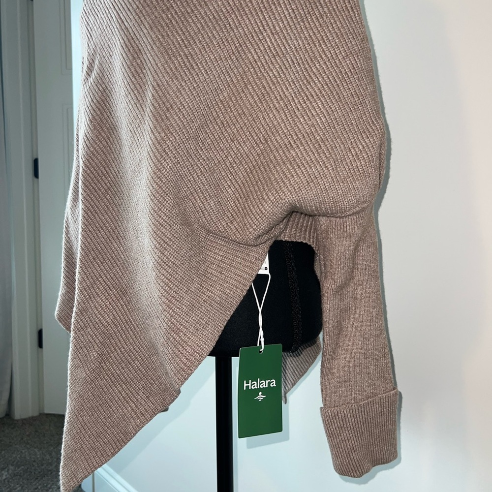 NWT Halara High Neck Long Sleeve Asymmetric Hem Work Sweater - Picture 3 of 5